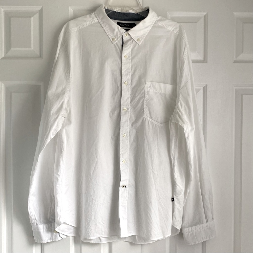Nautica Classic Fit Stretch Cotton Shirt
